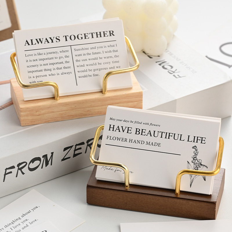 Wooden Business Card Holder Me - Desk Name Plate avis et prix
